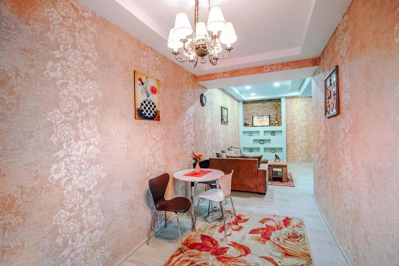 ティビリシSecond House Rustaveliアパートメント エクステリア 写真